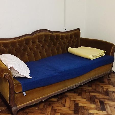 Vintage Apartment In The Center Of Novi Sad Buitenkant foto